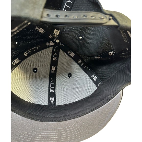 Star Wars New Era 59FIFTY The Empire Strikes Back Black SnapBack Hat Cap New - Picture 3 of 10